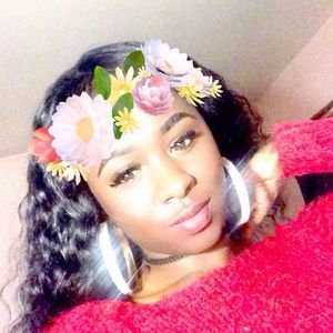 Meet your Posher, Raina